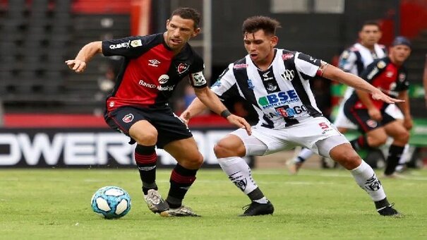 Nhận định Newells Old Boys vs Instituto Cordoba 7h15 ngày 14/6 (VĐQG Argentina 2024). Hãy đến B52 cá cược bóng đá để biế thêm thông tin.